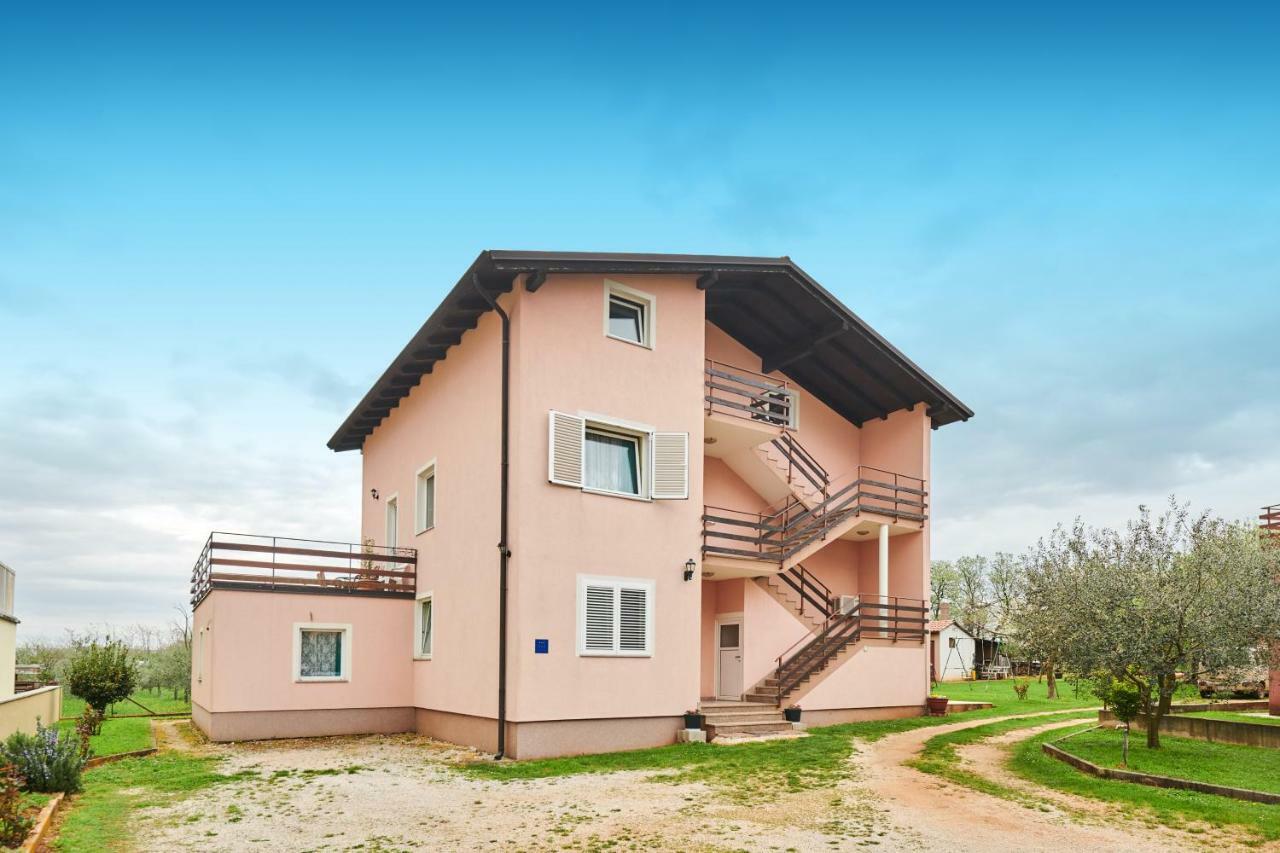 App Ruzica Finida Apartment Умаг Екстериор снимка